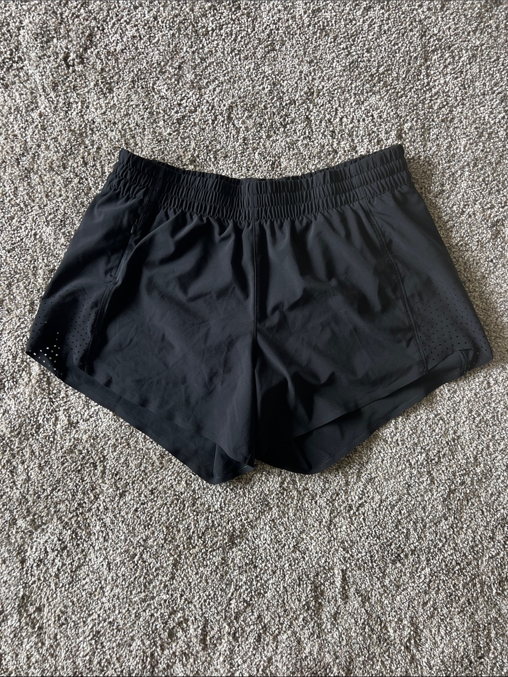 Athleta Hustle 4.5” Short